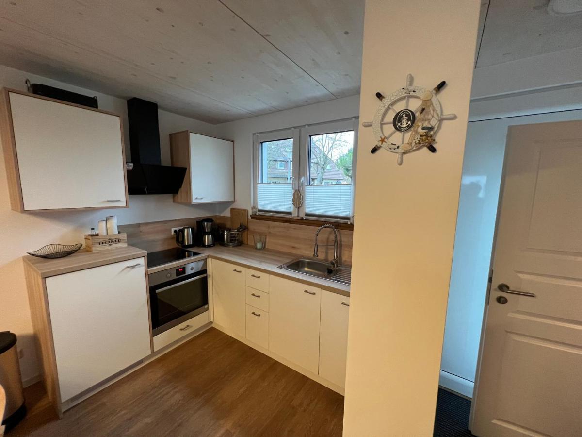 Ferienhaus Anton Dranske Ngoại thất bức ảnh