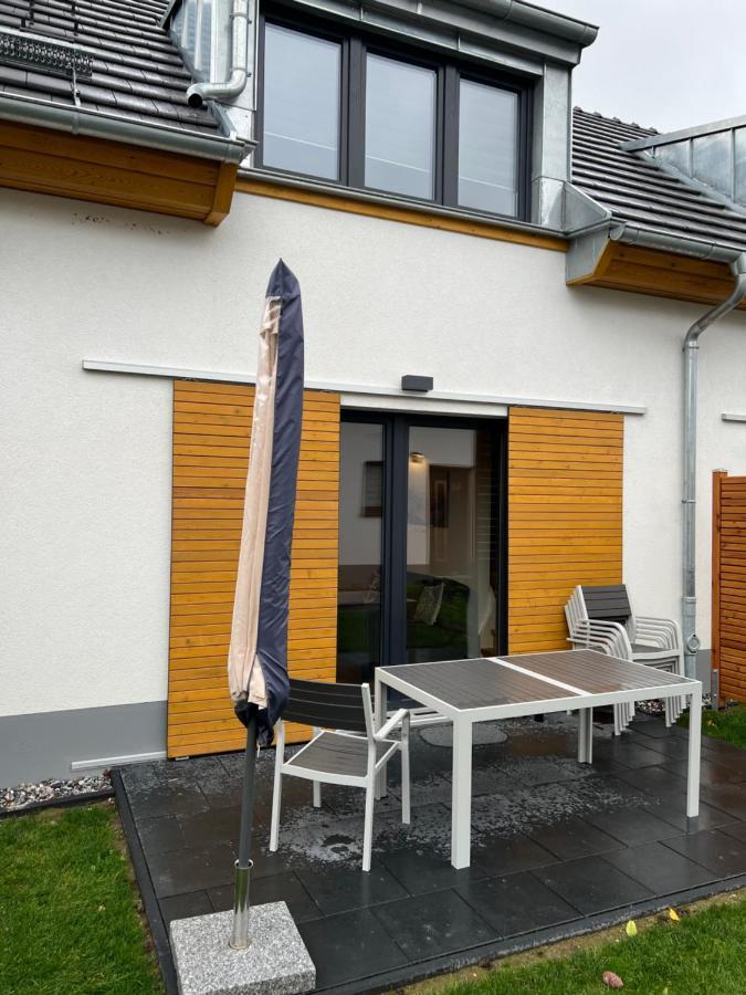 Ferienhaus Anton Dranske Ngoại thất bức ảnh